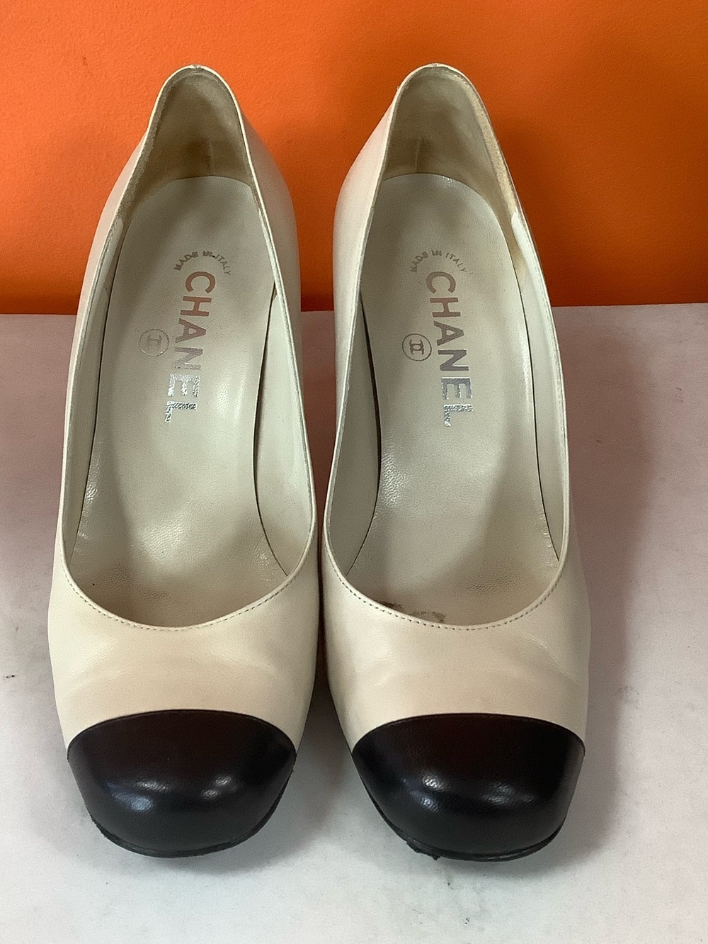 Chanel Pumps - Picture 3 of 10